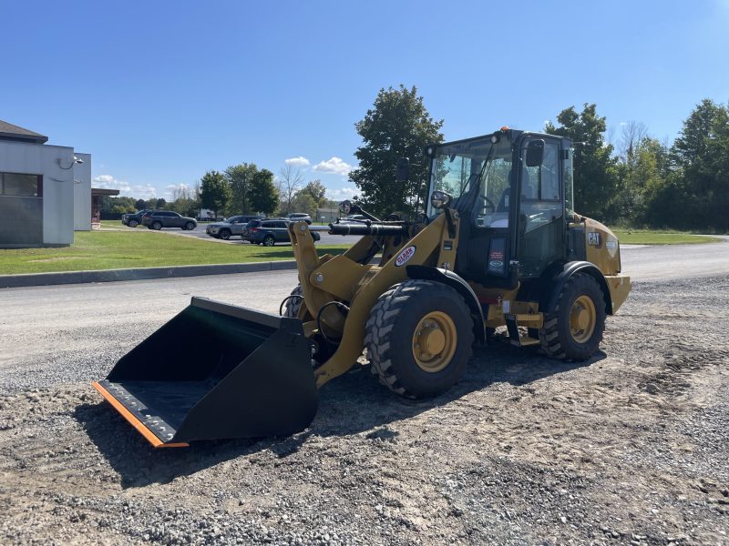 CAT 906 AIR CON HIGH SPEED